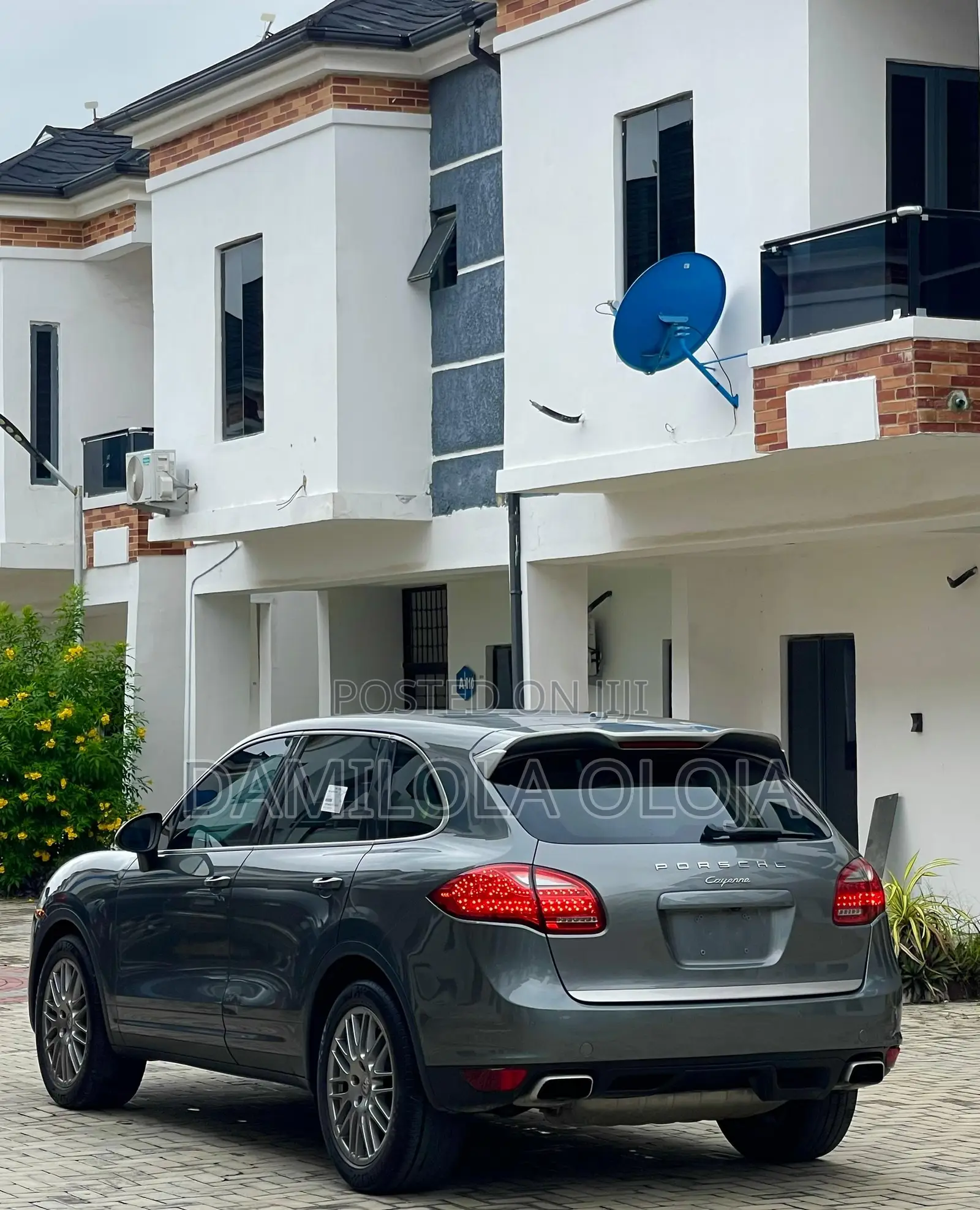 Porsche Cayenne 2014 Gray
