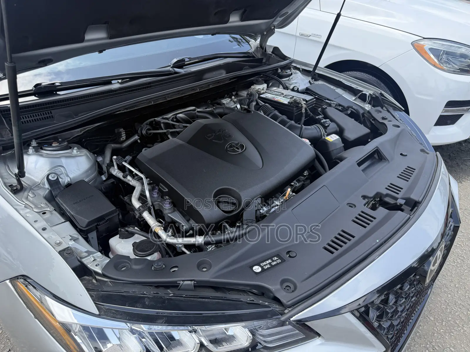 Toyota Avalon 2021 Silver