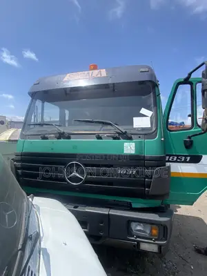 Mercedes Benz 1831 Diesel Tanker /