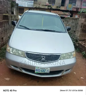 Honda Odyssey 1999 Silver