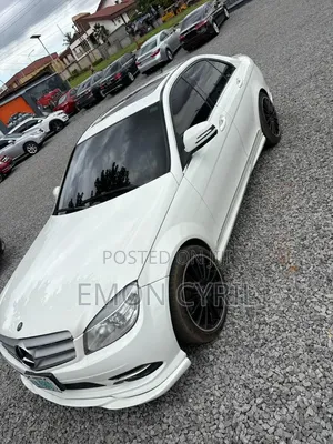 Mercedes-Benz C300 2010 White