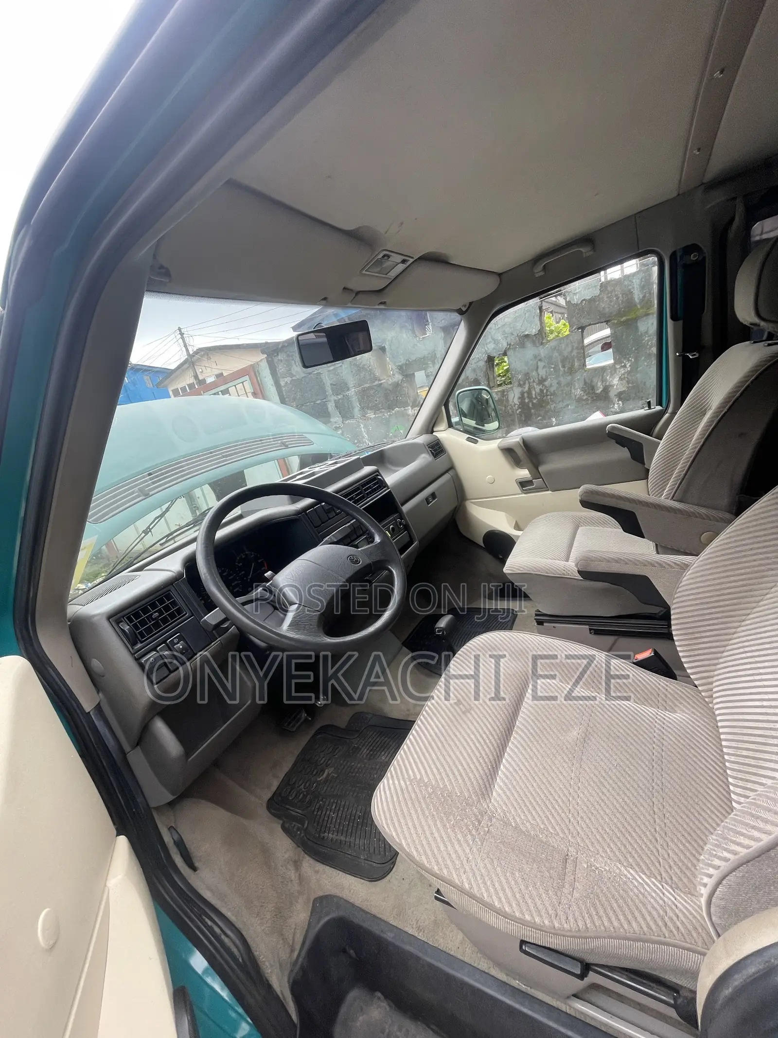 Volkswagen Transporter 2004 Green