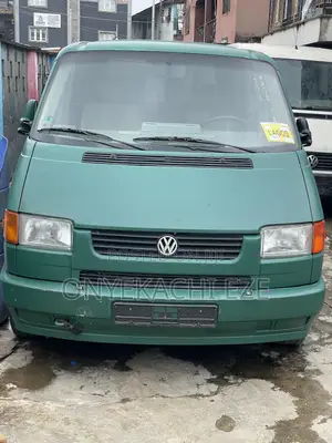 Volkswagen Transporter 2004 Green