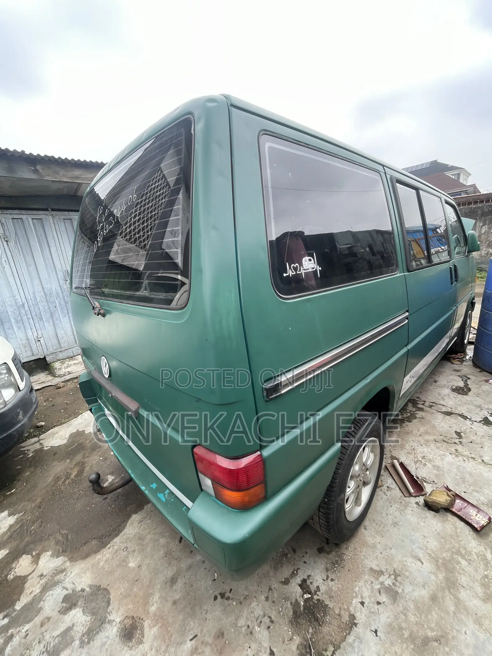 Volkswagen Transporter 2004 Green