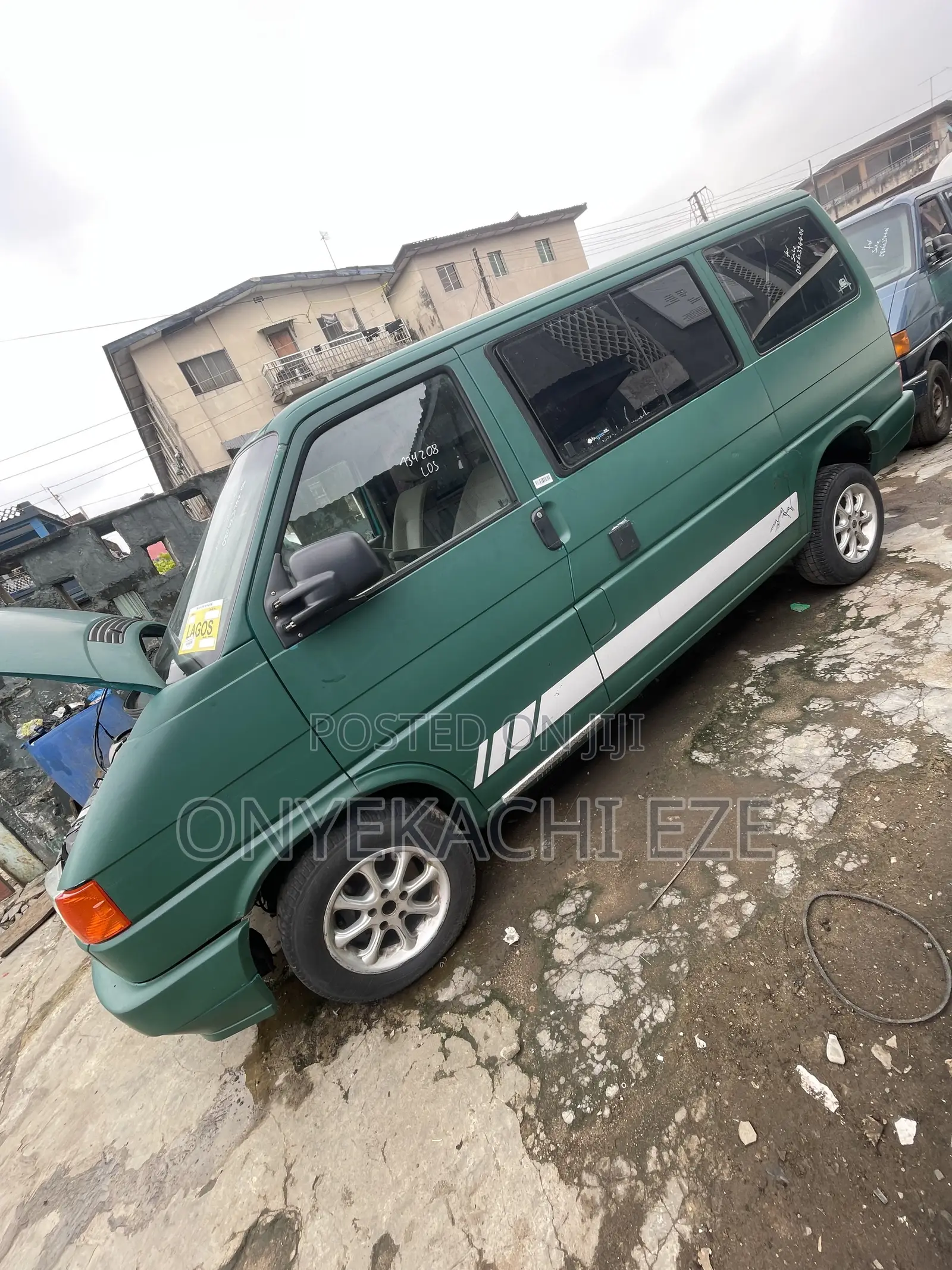Volkswagen Transporter 2004 Green