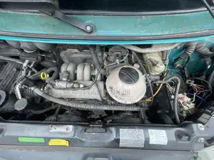 Volkswagen Transporter 2004 Green