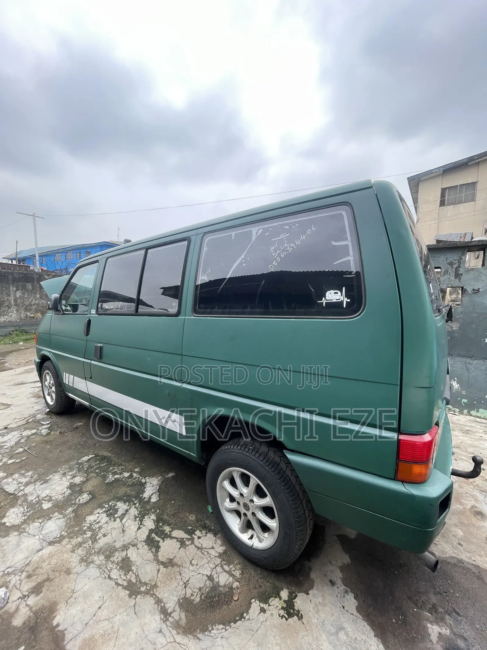 Volkswagen Transporter 2004 Green