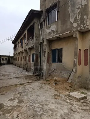 2bdrm Block of Flats in Ijegun Ikotun Lagos for sale