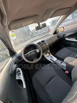 Toyota Corolla 2012 Black
