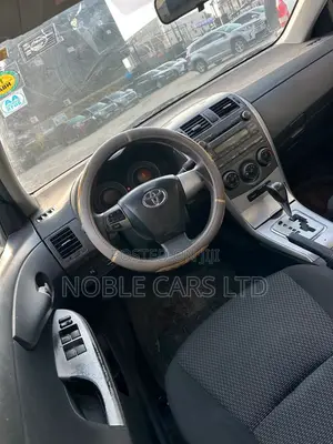 Toyota Corolla 2012 Black