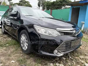 Toyota Camry 2016 Black