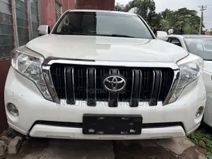 Toyota Land Cruiser Prado 4.0 Petrol TX 2017 White