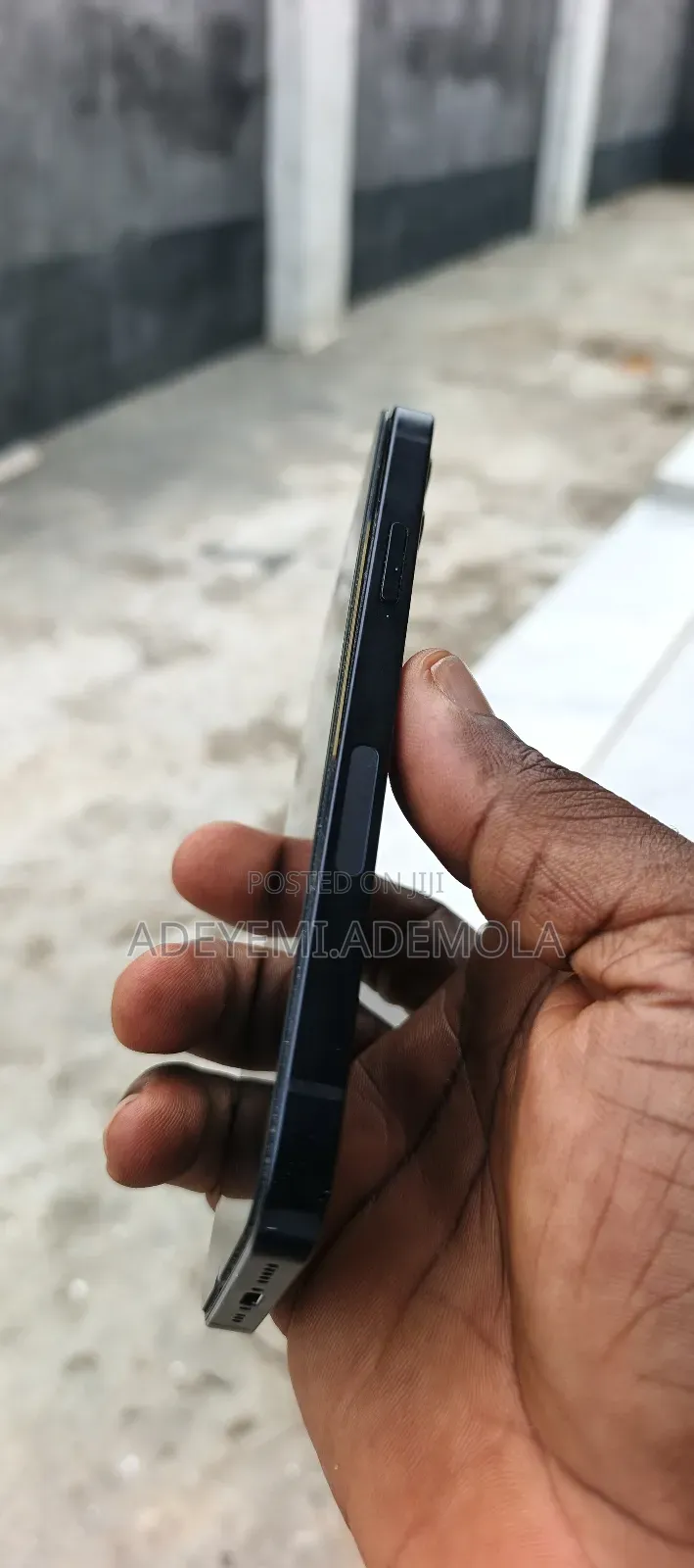 Apple iPhone 12 64 GB Black