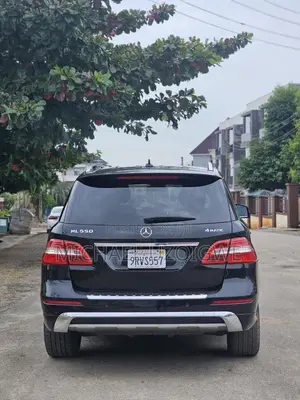 Mercedes-Benz M Class ML550 4MATIC 4dr SUV AWD (4.7L 8cyl Turbo 7A) Black