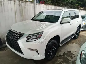 Lexus GX 2023 White