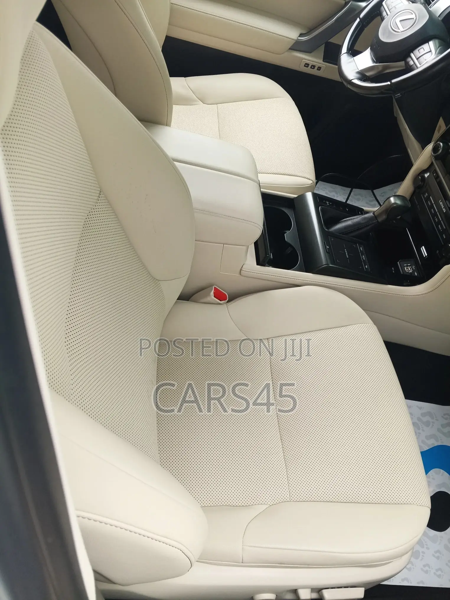 Lexus GX 2023 White