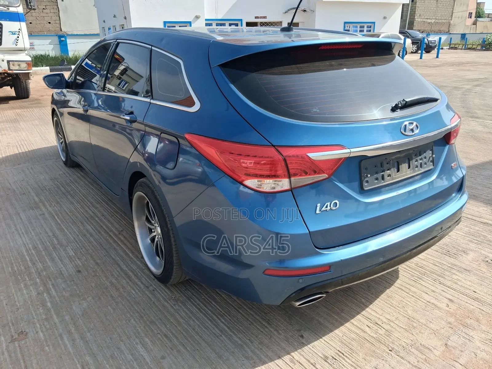 Hyundai i40 2013 Blue
