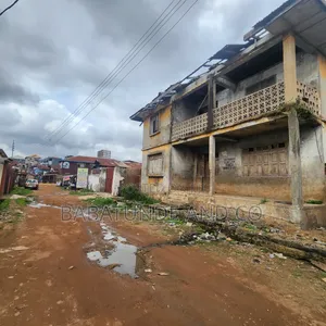 2bdrm House in Agbowo for sale