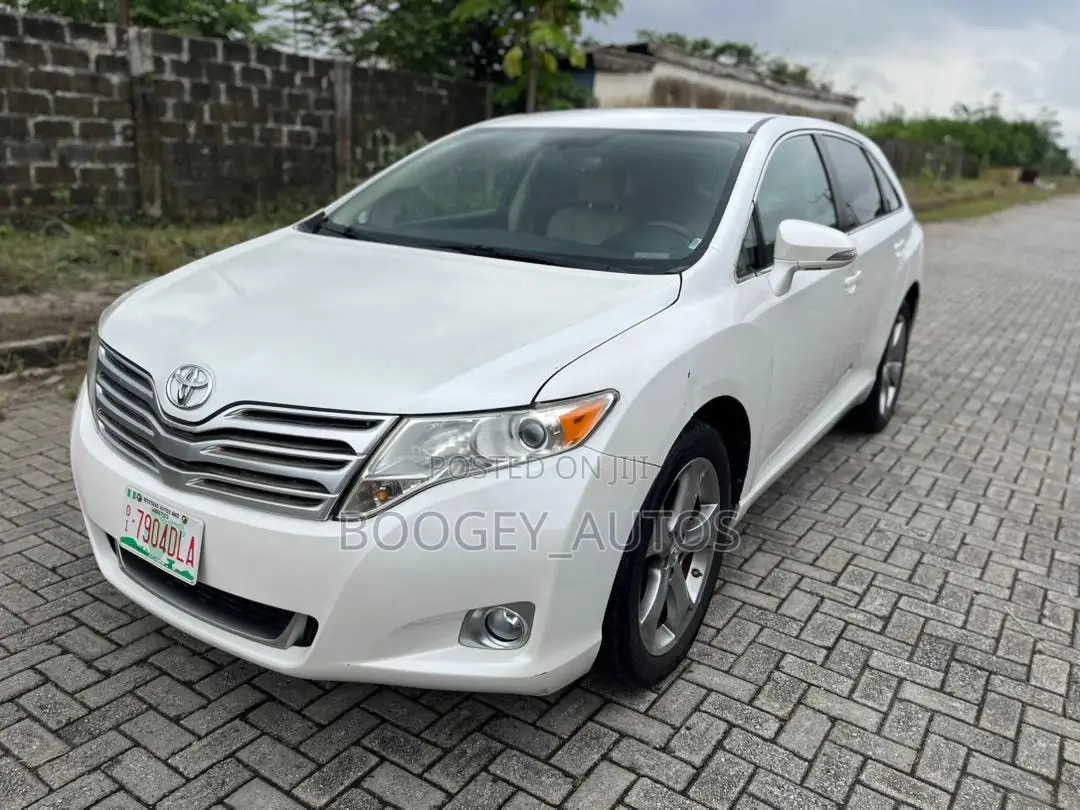 Toyota Venza 2012 White