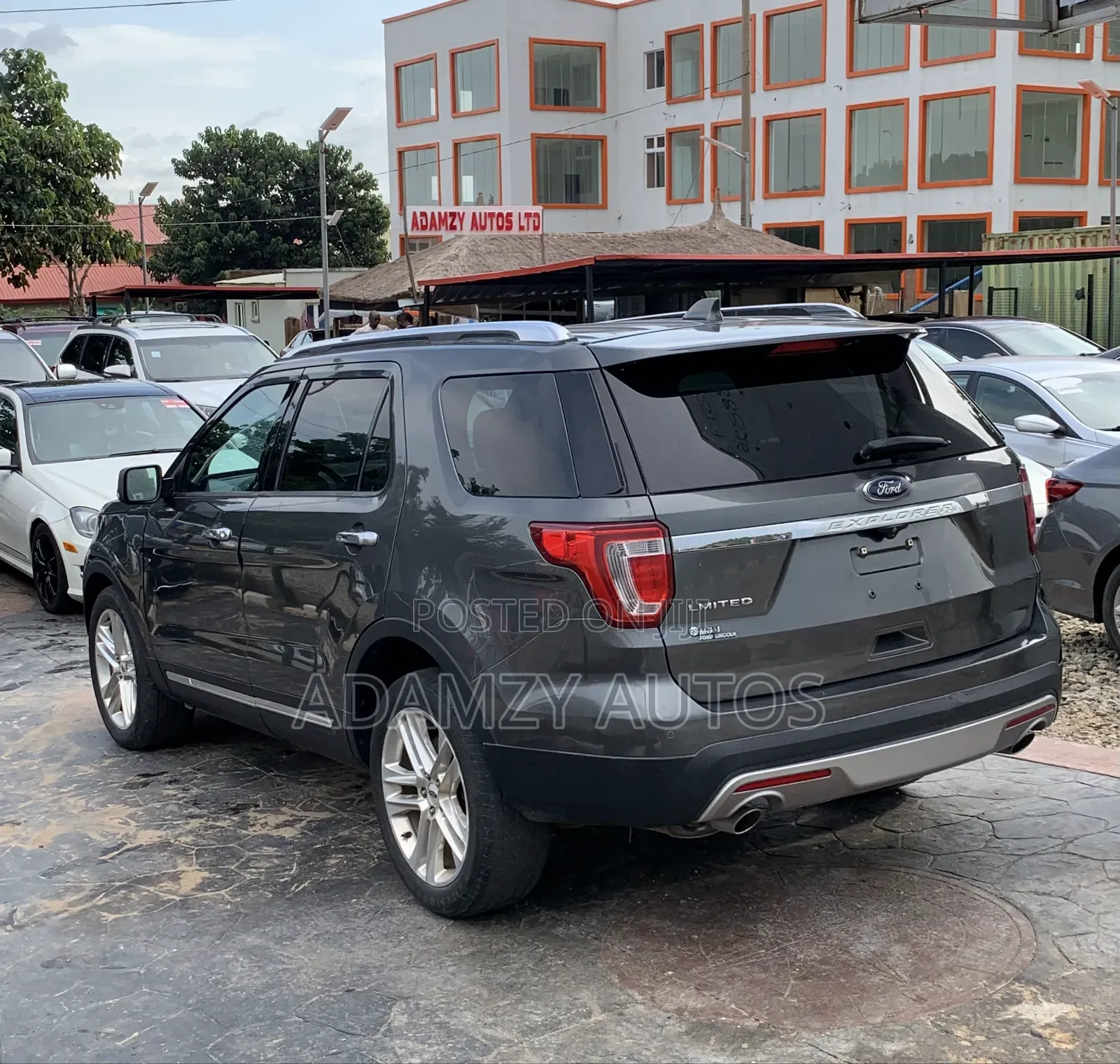 Ford Explorer 2016 Gray