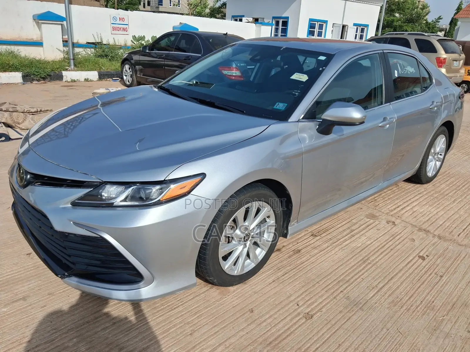 Toyota Camry 2023 Silver