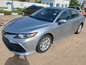 Toyota Camry 2023 Silver