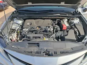 Toyota Camry 2023 Silver