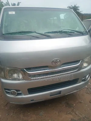 Toyota HiAce 2010 Grey