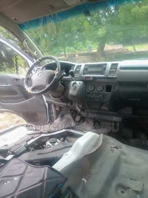 Toyota HiAce 2010 Grey