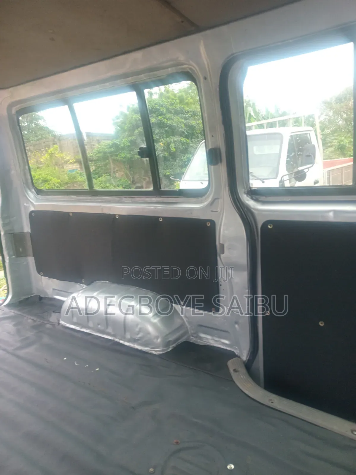 Toyota HiAce 2010 Grey