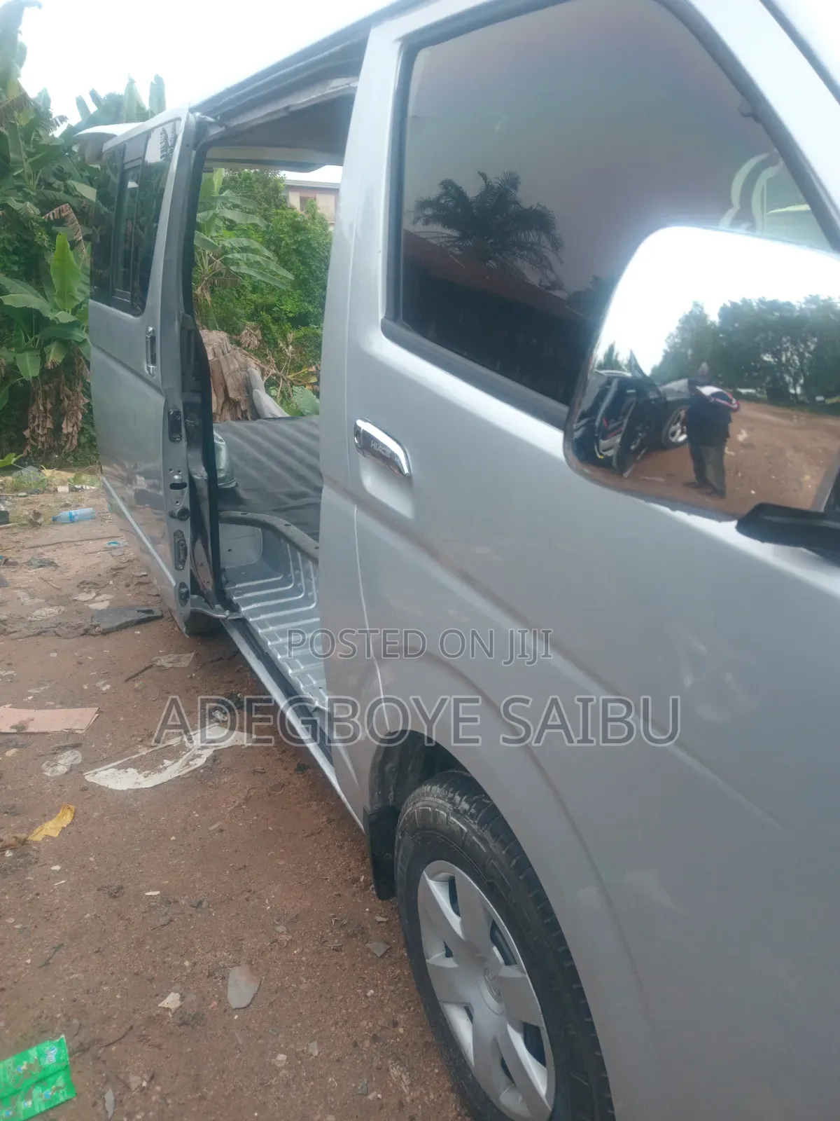 Toyota HiAce 2010 Grey
