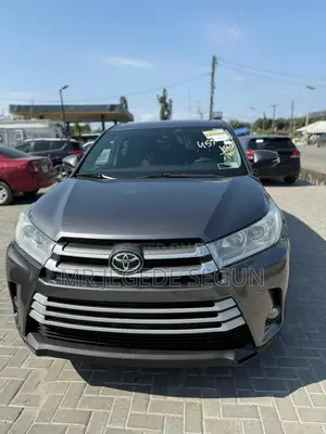 Toyota Highlander 2018 Gray