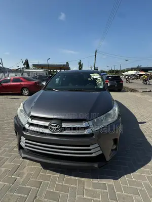 Toyota Highlander 2018 Gray