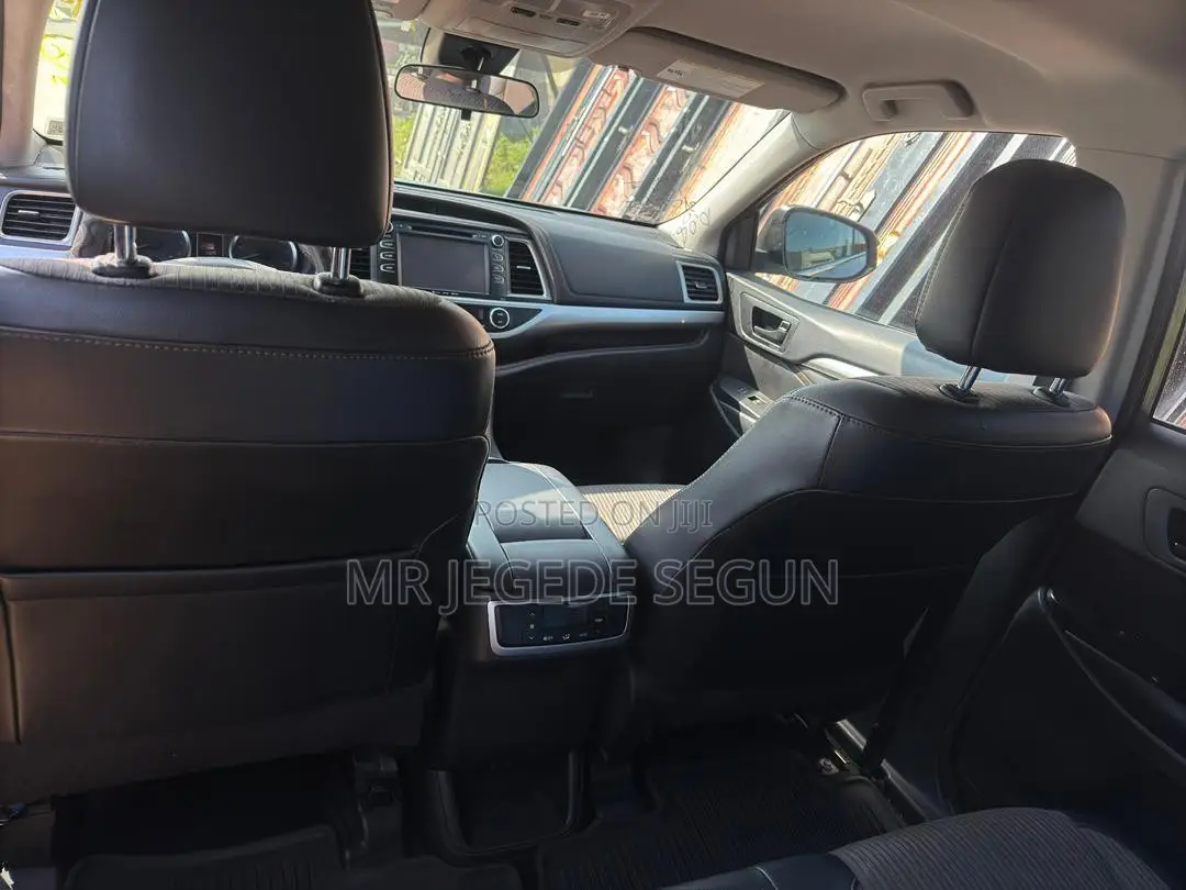 Toyota Highlander 2018 Gray