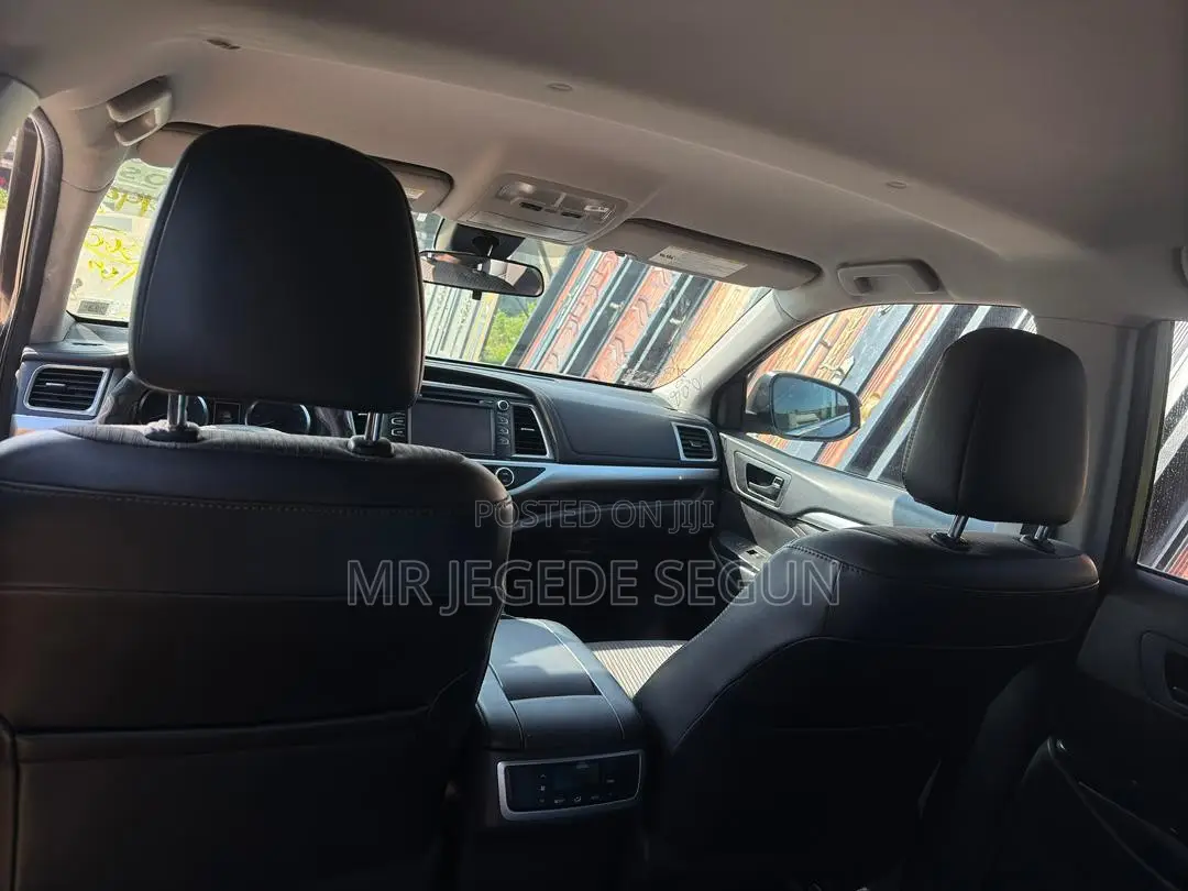 Toyota Highlander 2018 Gray
