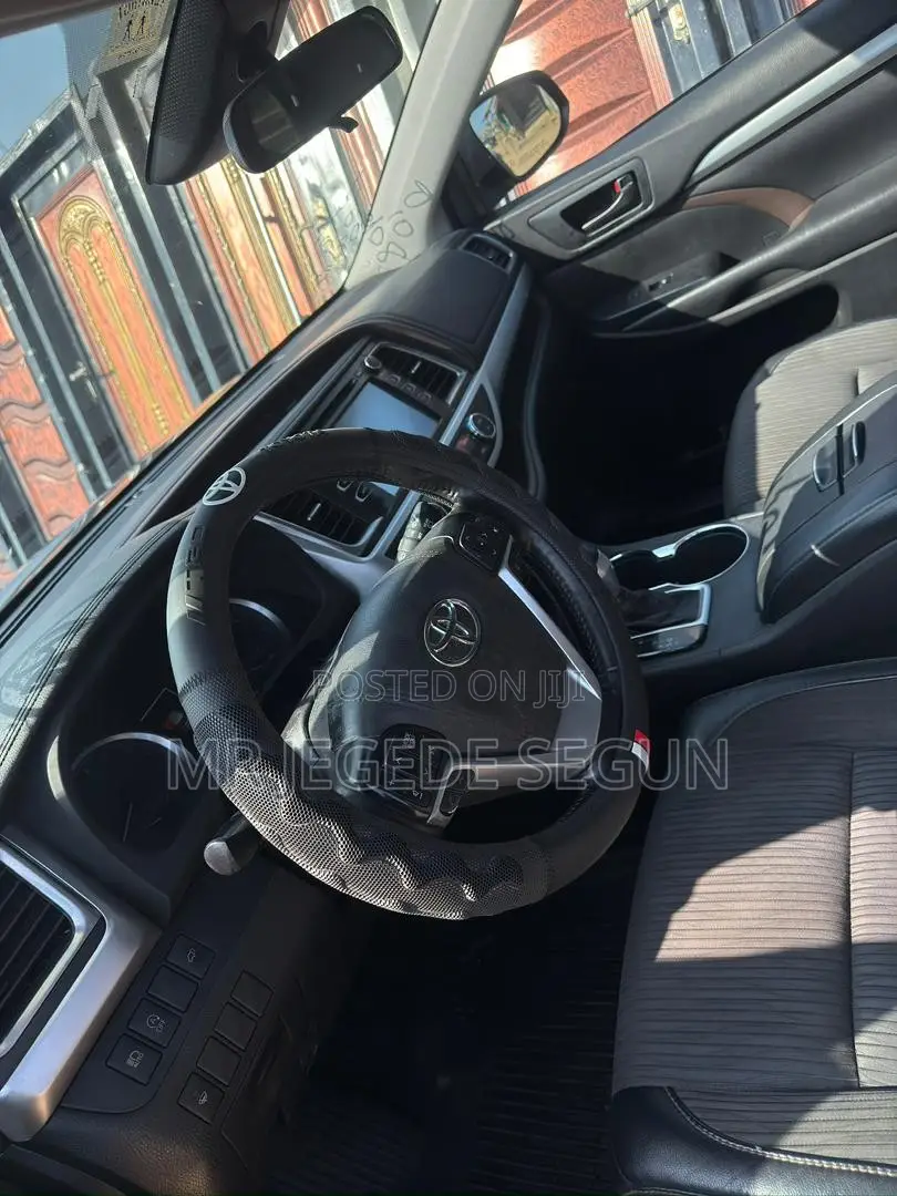 Toyota Highlander 2018 Gray
