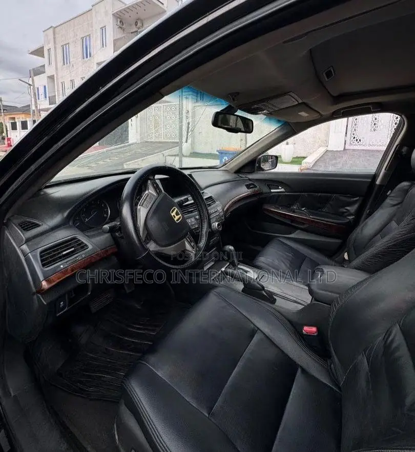 Honda Crosstour 2011 Black