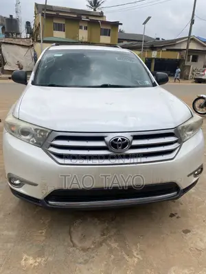Toyota Highlander 2012 White