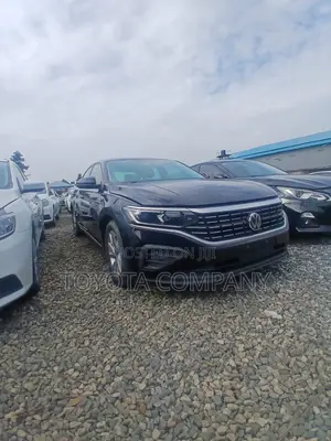 Volkswagen Passat 2022 Black