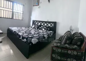 One  Bedroom in-House