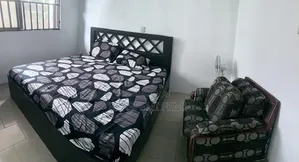 One  Bedroom in-House