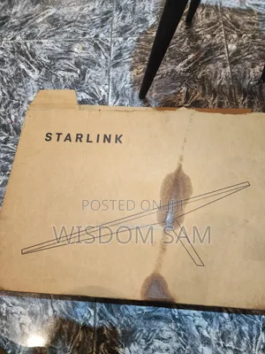 Neatly Used Starlink Standard Gen3 V4 and Stand for Sale