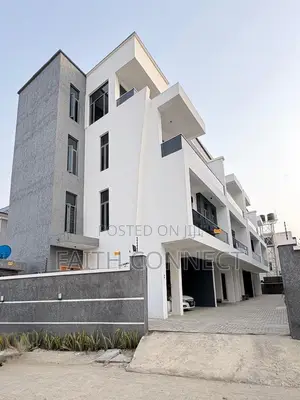 4bdrm Duplex in Ologola, Ologolo for sale