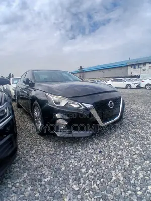 Nissan Altima 2021 Black