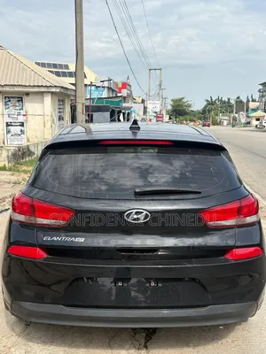 Hyundai Elantra 2019 Black