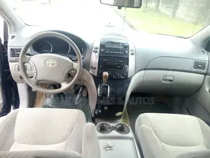 Toyota Sienna 2007 Blue