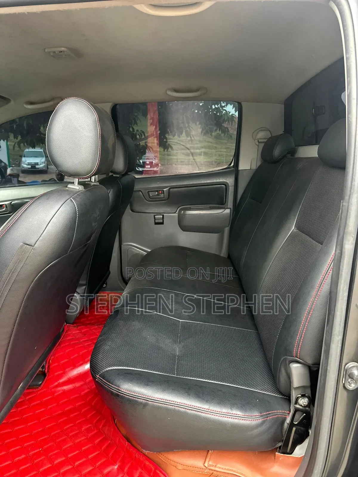 Toyota Hilux 2016 Black