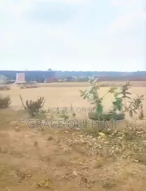 250 SQM Plot