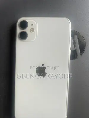 Apple iPhone 11 64 GB White