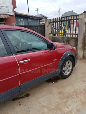 Pontiac Vibe 2005 Red
